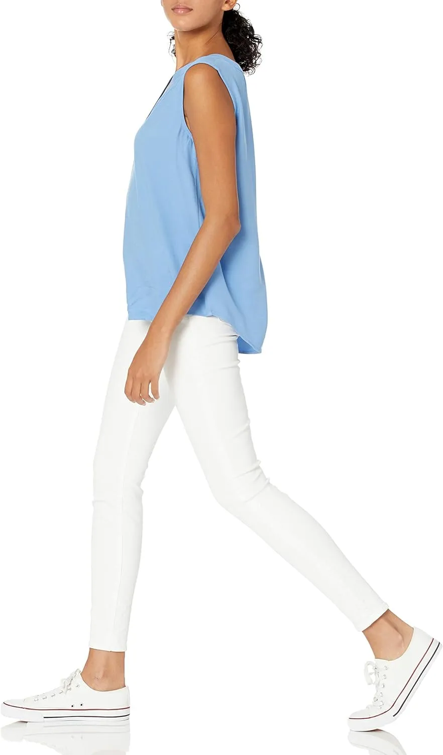 Amazon Essentials Women's Sleeveless Woven Shirt