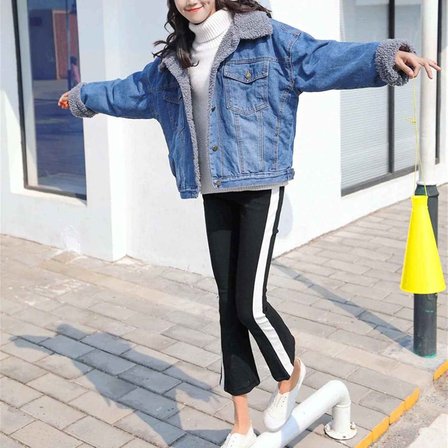 DDAPJ pyju Women's Warm Denim Jacket with Detachable Hood Fleece Lined Denim Coat Pockets Casual Winter Hoodies Jackets