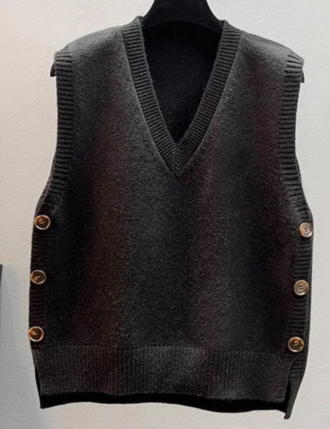 HangNiFang Womens Sweater Vest Sleeveless V Neck Trendy Side Button Down Knit Vest Outfits