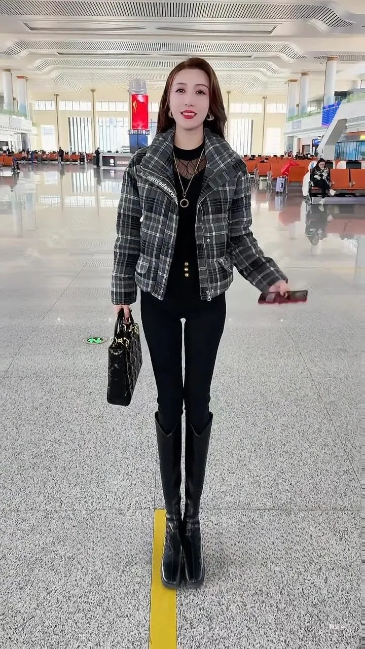 Korean-style Cotton Padded Jackets and Short Cotton Coats for Women in Autumn and Winter