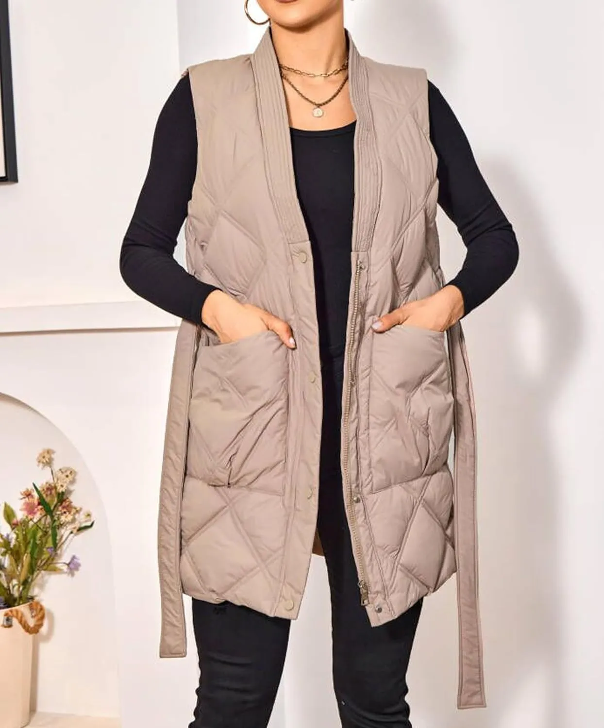 PAODIKUAI Women's Long Puffer Vest V Neck Zipper Lightweight Sleeveless Puffy Jacket Winter Coat with Belt