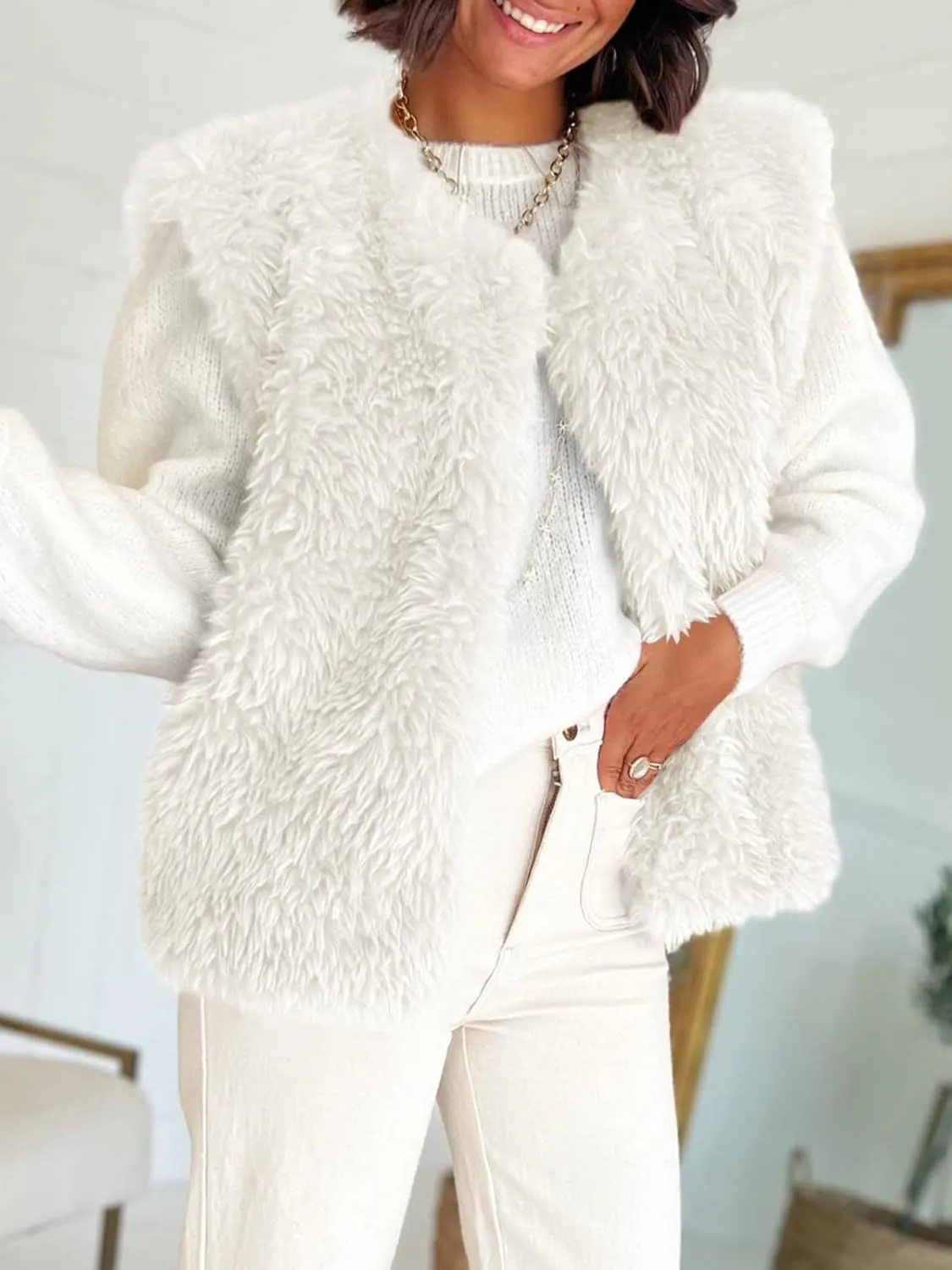 Tankaneo Womens Faux Fur Vest Cropped Sleeveless Warm Winter Shaggy Open Front Outerwear Vest