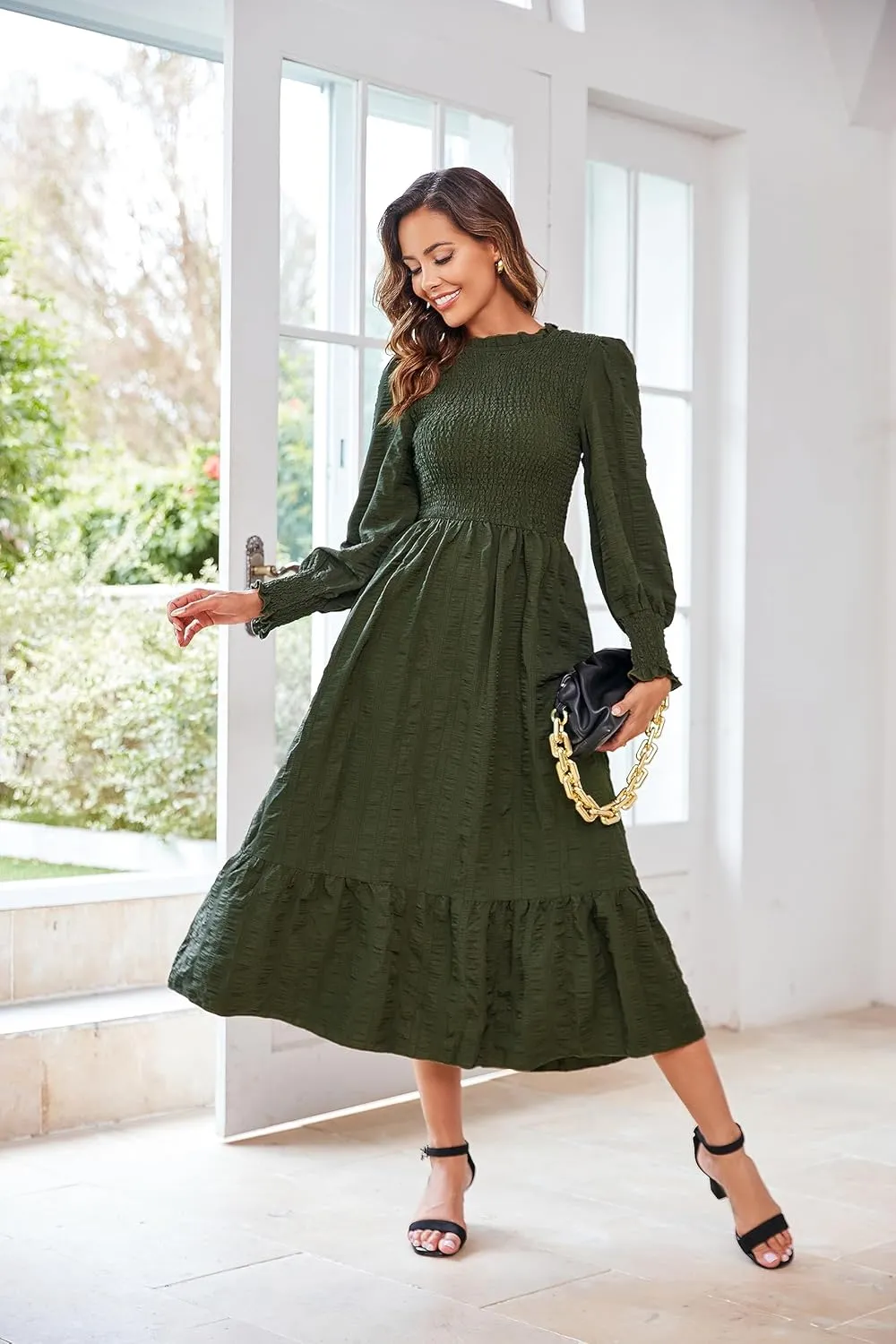 VintageClothing Women's 2023 Casual Fall Midi Dresses Long Sleeve Crew Neck Smocked Flowy Tiered Long Dress with Pockets