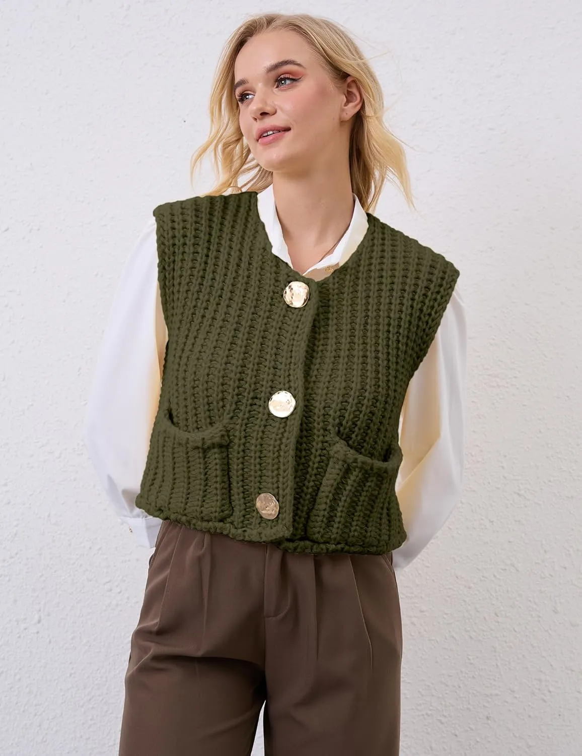 Women Crochet Knit Sweater Vest Button Up Cropped Casual Sleeveless Vest Fashion Vintage Cardigan with Pocket