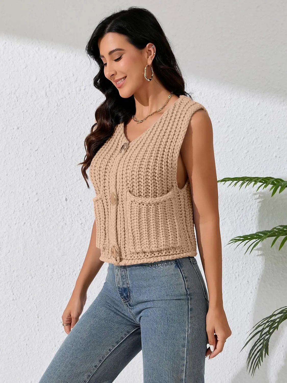 Women Sleeveless Knit Sweater Vest Crochet Chunky Button Down Cardigan Crop Vests Tops with Pockets