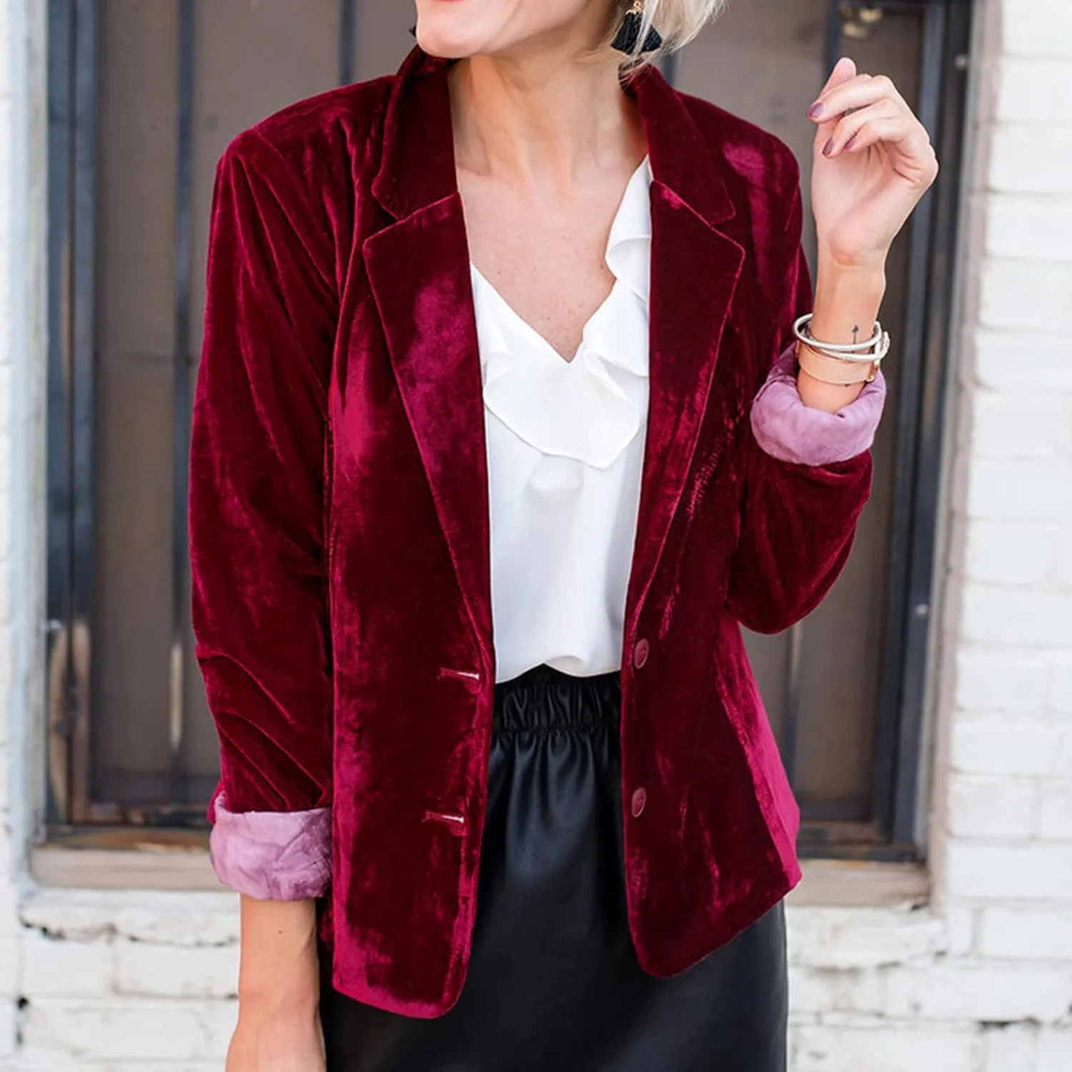 Women's Long Sleeve Velvet Jacket Vintage Blazer Suit Open Front Cardigan Trench Coat with Pockets Outerwear