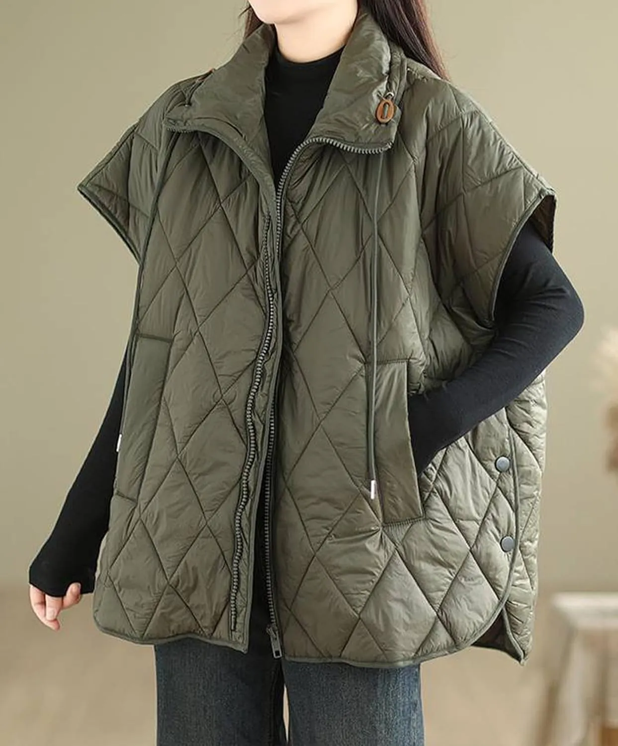 Womens Oversized Quilted Puffer Vest Cap Sleeve Stand Collar Zip Up Down Vest with Pockets