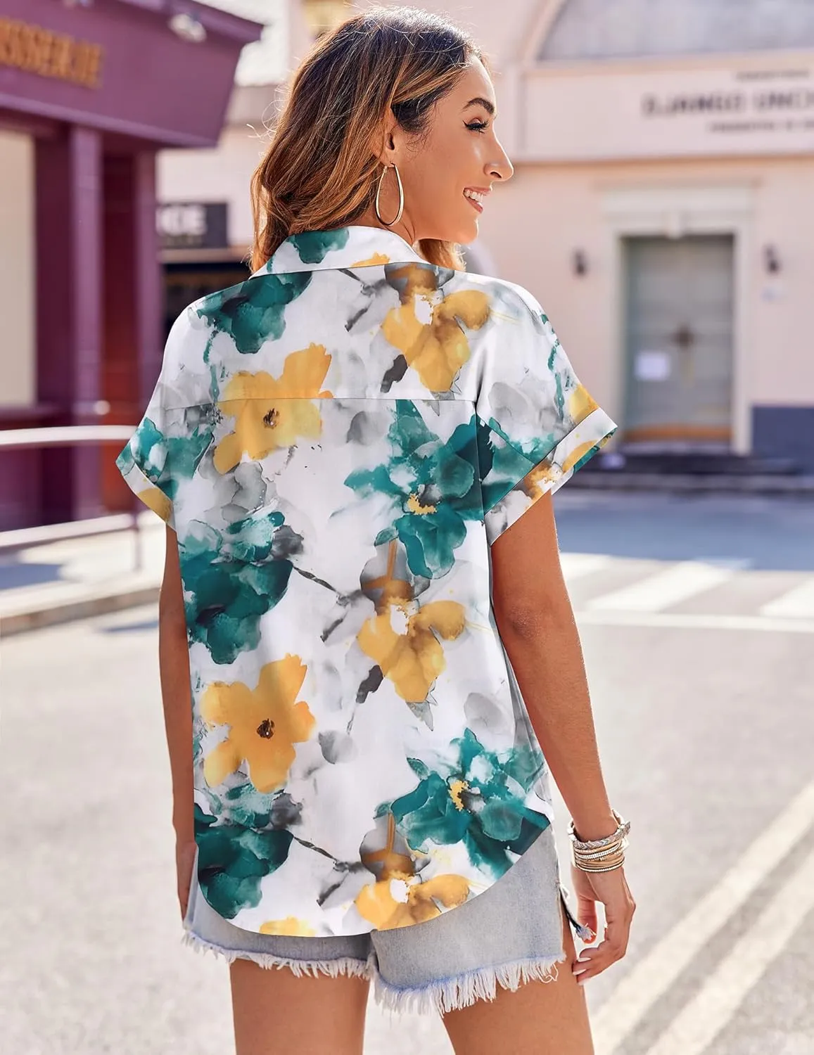 Zeagoo Women's Hawaiian Button Down Shirts Casual Short Sleeve Floral Tropical Print Summer Blouse Tunic Top